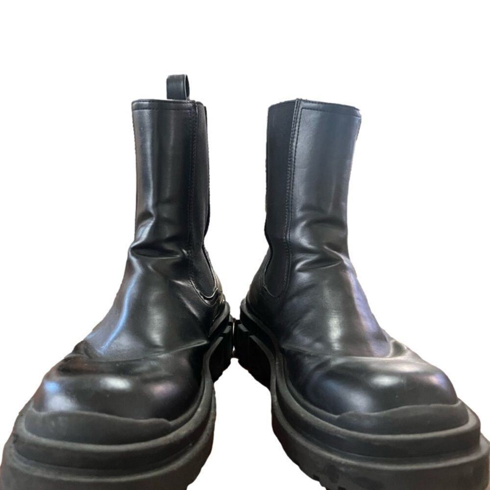 BERSHKA STRETCH ANKLE BLACK BOOTS WITH TRACK‎ SOLE SIZE 42